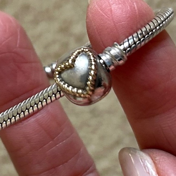 Pandora silver bracelet with heart charm - Picture 8 of 14